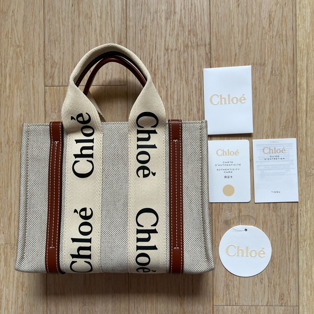 Chloe Small Woody tote bag in cotton canvas, 100% authentic Chloe brand.